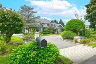 23 Jagger Ct, Melville, NY 11747 - Photo 3