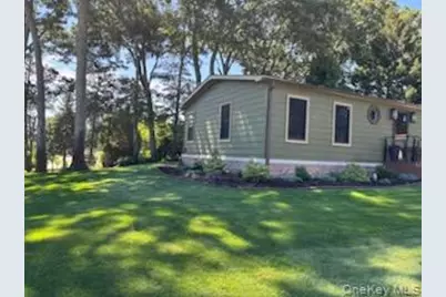 1661 Old Country Road #476, Riverhead, NY 11901 - Photo 3