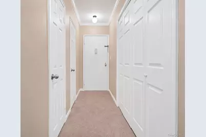 15 Bryant Crescent #2F, White Plains, NY 10605 - Photo 5
