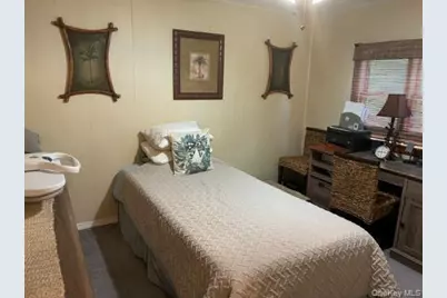 1661 Old Country Road #383, Riverhead, NY 11901 - Photo 35