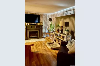 1661 Old Country Road #383, Riverhead, NY 11901 - Photo 21