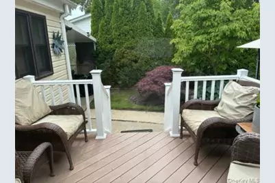 1661 Old Country Road #383, Riverhead, NY 11901 - Photo 9