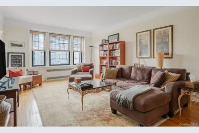 109-14 Ascan Avenue #4B, Forest Hills, NY 11375 - Photo 19