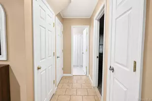 1061 Midland St, Uniondale, NY 11553 - Photo 7