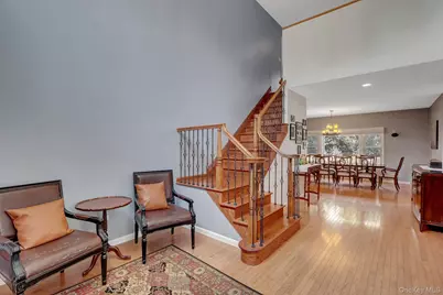 21 Morris Avenue, Patchogue, NY 11772 - Photo 5