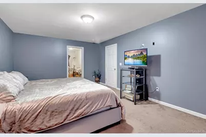 21 Morris Avenue, Patchogue, NY 11772 - Photo 27