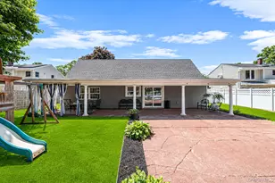 457 Peconic St, Ronkonkoma, NY 11779 - Photo 25