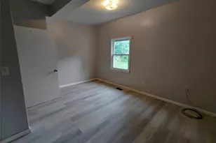 81 Franklin St, Kingston, NY 12401 - Photo 13