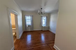 124 Pelhamdale Ave, Pelham, NY 10803 - Photo 9