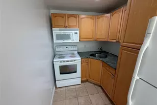 124 Pelhamdale Ave, Pelham, NY 10803 - Photo 7