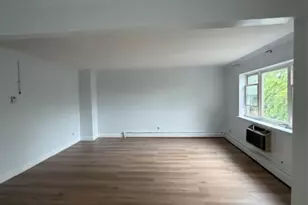 1125 Allerton Ave, Bronx, NY 10469 - Photo 3