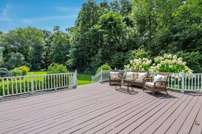 405 The Short Lane, East Marion, NY 11939 - Photo 13
