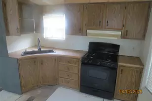 723 Beekman Rd, Hopewell Junction, NY 12533 - Photo 5