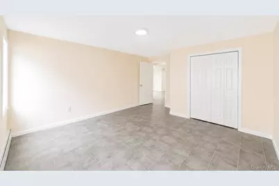 41 Madison Avenue, Amityville, NY 11701 - Photo 31