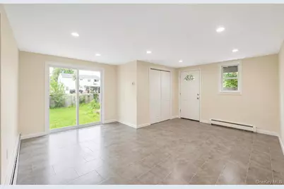 41 Madison Avenue, Amityville, NY 11701 - Photo 27