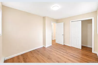 41 Madison Avenue, Amityville, NY 11701 - Photo 21