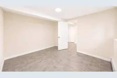 41 Madison Avenue, Amityville, NY 11701 - Photo 37