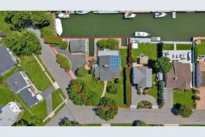 8 Stuart Avenue, Amityville, NY 11701 - Photo 25