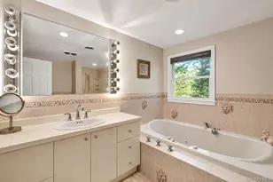 8 Stuart Ave, Amityville, NY 11701 - Photo 17