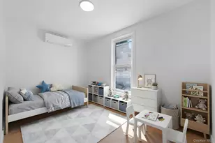 2571 Bainbridge Ave, Bronx, NY 10458 - Photo 9