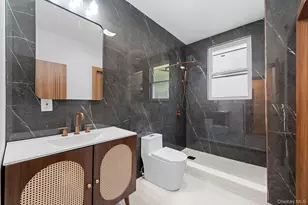 2571 Bainbridge Ave, Bronx, NY 10458 - Photo 7
