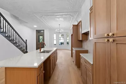 2571 Bainbridge Avenue, Bronx, NY 10458 - Photo 3