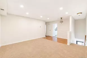 8 Sycamore Ct, Selden, NY 11784 - Photo 5