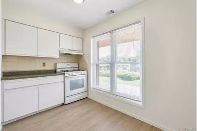 8 Sycamore Court #8, Selden, NY 11784 - Photo 13