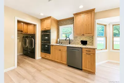 73 Springmeadow Drive, Holbrook, NY 11741 - Photo 7