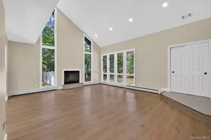 96 Chestnut St, Mount Sinai, NY 11766 - Photo 7