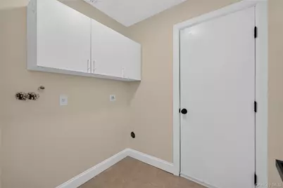 96 Chestnut Street, Mount Sinai, NY 11766 - Photo 17