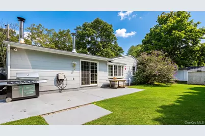 2 Pinetop Drive, Shirley, NY 11967 - Photo 15