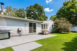 2 Pinetop Dr, Shirley, NY 11967 - Photo 15
