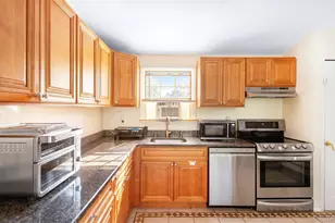 2 Pinetop Dr, Shirley, NY 11967 - Photo 5
