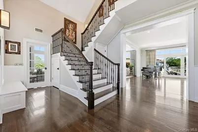 11 Angelica Court, West Babylon, NY 11704 - Photo 3
