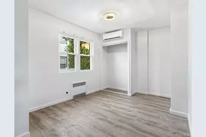 336 Scranton Avenue, Lynbrook, NY 11563 - Photo 19