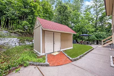 21 Sams Path, Rocky Point, NY 11778 - Photo 29