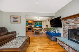 21 Sams Path, Rocky Point, NY 11778 - Photo 7