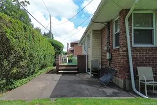 108 Marcus Ave, New Hyde Park, NY 11040 - Photo 27