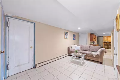 13945 227th Street, Springfield Gardens, NY 11413 - Photo 17
