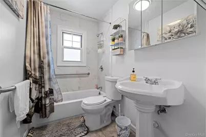 13945 227th Street, Springfield Gardens, NY 11413 - Photo 13