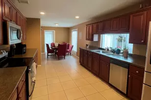 7 Carston St W, Selden, NY 11784 - Photo 5