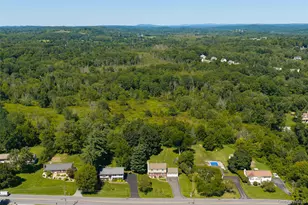 72 Hornbeck Rd, Poughkeepsie, NY 12603 - Photo 27