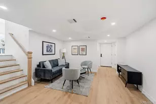 31 Seton Ct, Old Bethpage, NY 11804 - Photo 37