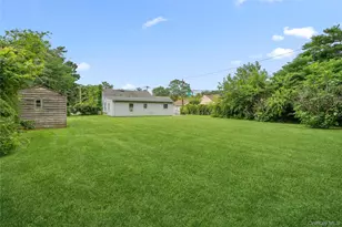 1451 Seamans Nck Rd, Seaford, NY 11783 - Photo 19