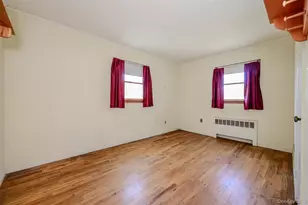 87 Central Park Rd, Plainview, NY 11803 - Photo 9