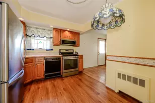 87 Central Park Rd, Plainview, NY 11803 - Photo 5