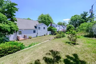 87 Central Park Rd, Plainview, NY 11803 - Photo 13