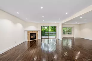 11 Pony Cir, Roslyn Heights, NY 11577 - Photo 13