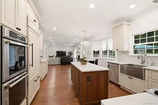 14 Dupont Ct, Dix Hills, NY 11746 - Photo 15